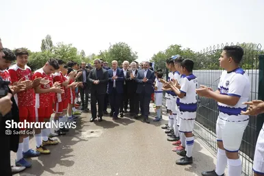 گزارش تصویری | آیین بهره‌برداری از اولین زمین فوتبال چمن‌مصنوعی استاندارد در مشهد مقدس (۱۰ اردیبهشت ۱۴۰۴)