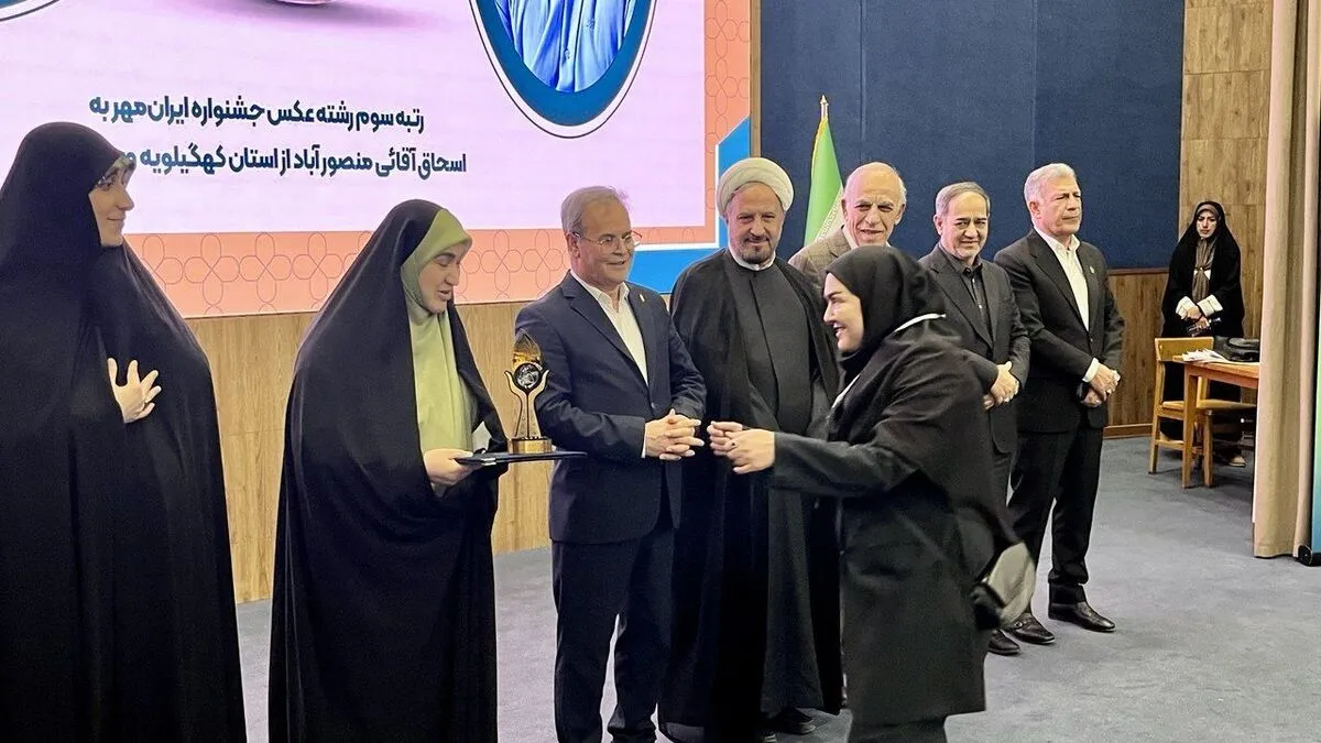 ارسال ۱۷۶ فیلم و ۱۹۷۲ عکس به جشنواره زنان روستا و عشایر «ایران‌مهر»