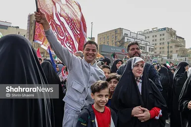 گزارش تصویری | تجلی اتحاد ملی و پایبندی خانوادگی در حماسه ۲۲ بهمن