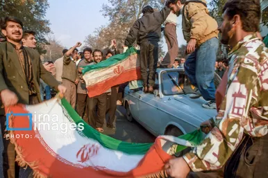 ۸ آذر ۱۳۷۶ روزی که ایران خندید