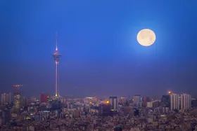 ویدئو| تصویری زیبا از ماه کامل در تهران