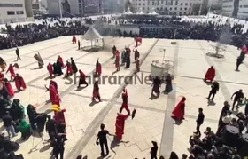 ویدئو | مراسم خیمه&zwnj;سوزان ظهر عاشورا در &laquo;میدان شهدا&raquo; مشهدالرضا (ع)