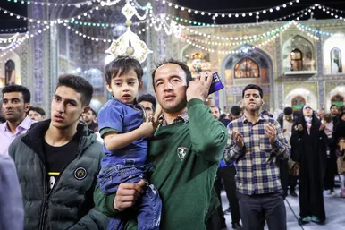 بازگشایی صحن انقلاب حرم مطهر رضوی در آستانه نیمه شعبان