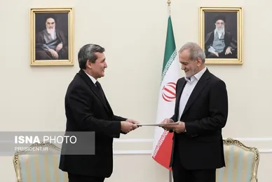 عکس‌هایی از دیدارهای مهمانان مراسم تحلیف با رئیس جمهور