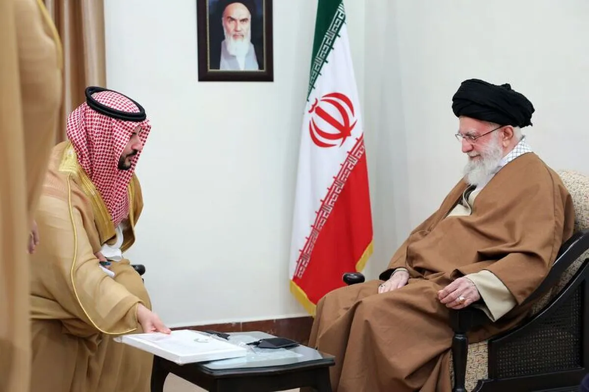 در دیدار شاهزاده سعودی با رهبر معظم انقلاب چه گذشت؟ | روایت عضو دفتر حفظ و نشر آثار حضرت آیت‌الله خامنه‌ای