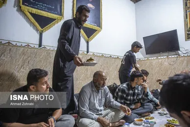 مسیر عاشقی | موکب عشیره آل احمد و آل عیس پذیرای زائران حسینی