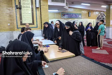 عکس‌هایی از مرحله دوم انتخابات چهاردهمین دوره ریاست‌جمهوری در مشهد (۳)