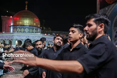 گزارش تصویری | «حسینیه حرم» میزبان عزاداران هندوستانی و پاکستانی