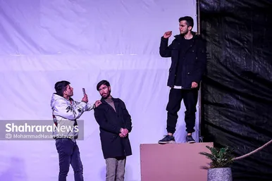 نمایش کمدی «کو رای مو؟ »