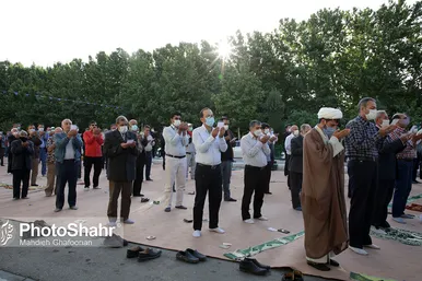 اقامه نماز عید سعید فطر در حرم مطهر امام رضا(ع)