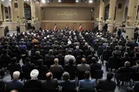 توصیه اکید رهبری، تعامل سازنده مجلس با دولت جدید است