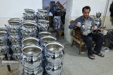 نمایی از کارگاه سماور سازی 