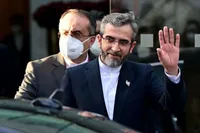 باقری کنی جهت رایزنی با مقامات عراق عازم بغداد شد