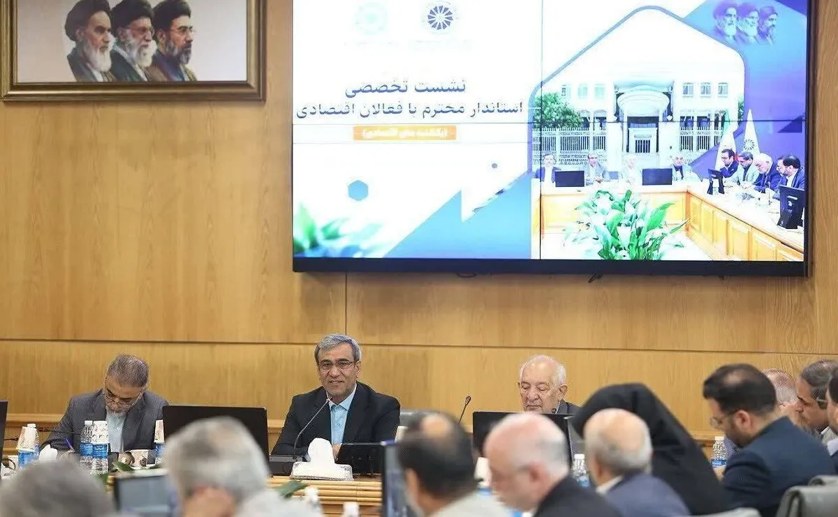هشدار قاطع استاندار خراسان رضوی به اخلال‌گران اقتصادی | آسیب محتکران کالا‌های اساسی در جنگ ترکیبی از جاسوسان دشمن فراتر است