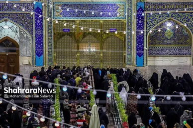 تحویل سال ۱۴۰۲ در حرم مطهر امام رضا (ع)