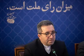 رییس سازمان ثبت اسناد از&nbsp;صدور بیش از ۱۰ میلیون سند سبز رنگ در راستای اجرای قانون الزام به ثبت رسمی خبرداد