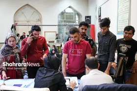 عکس&zwnj;هایی از دور دوم انتخابات ریاست جمهوری در مشهد (۵)