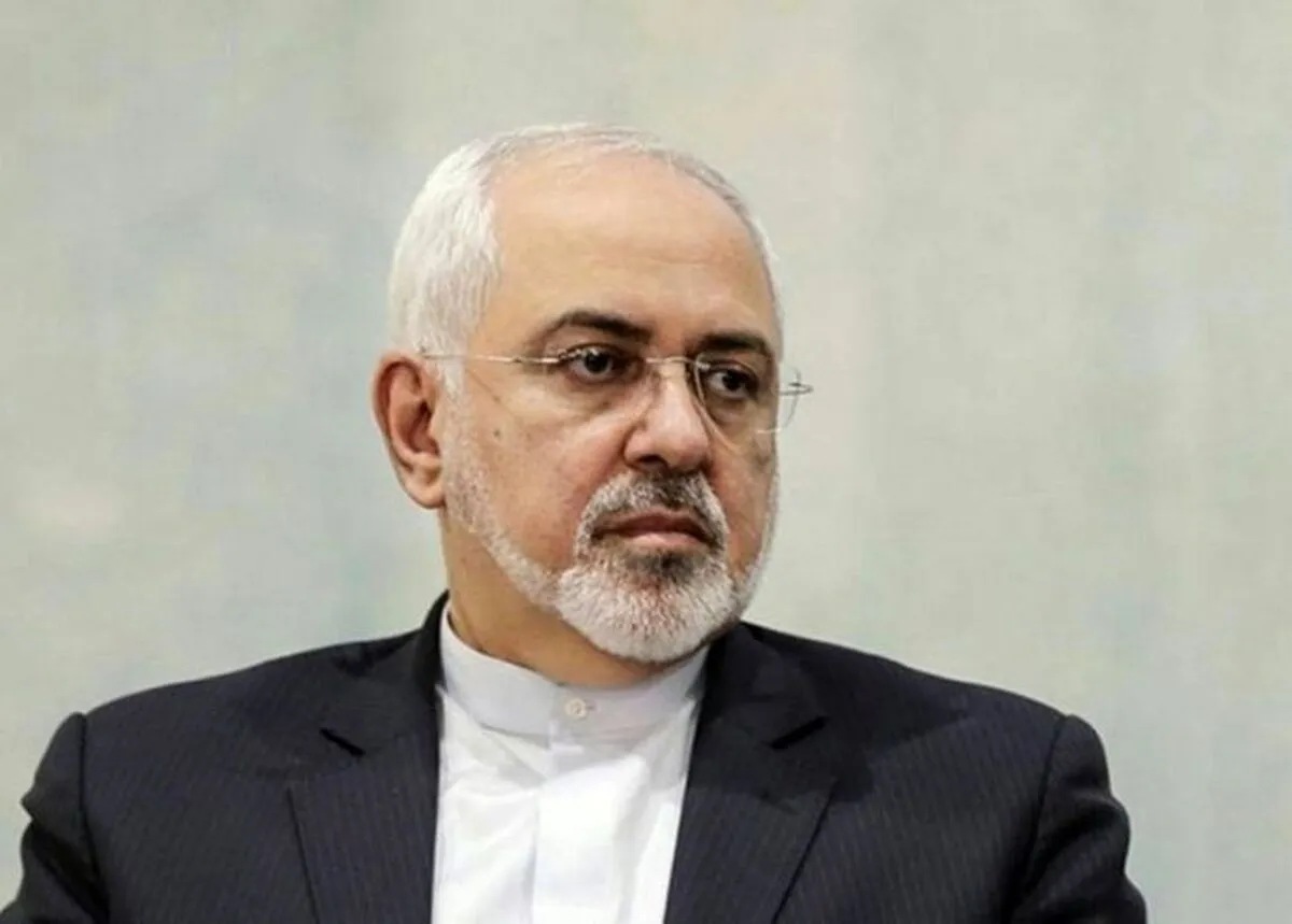 ظریف: هنوز مردم پای این کشور ایستاده‌اند | وجه تمایز ایران با سایر کشور‌ها حضور مردم بوده است
