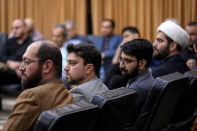 دیدار خبرنگاران و اصحاب رسانه با آیت الله علم الهدی به مناسبت روز خبرنگار