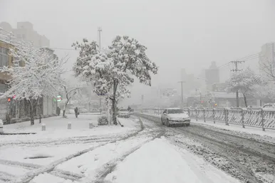 بارش برف در مشهد ۲