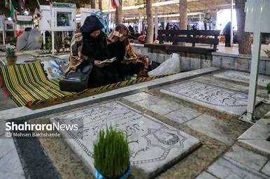 گزارش تصویری | مراسم احیای سومین شب قدر در جوار گلزارشهدای بهشت‌رضا(ع) (۳ فروردین ۱۴۰۴)