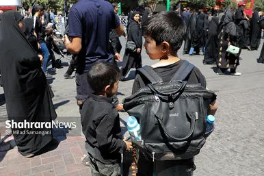 عکس‌هایی از مراسم جاماندگان اربعین در مشهد (۴ شهریور ۱۴۰۳)