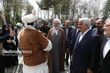 گزارش تصویری | بازدید استاندار خراسان رضوی و شهردار مشهد از چند بوستان سطح شهر و آرامگاه فردوسی در روز طبیعت