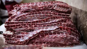 واردات گوشت گرم افزایش می&zwnj;یابد (۲۹ دی ۱۴۰۲)