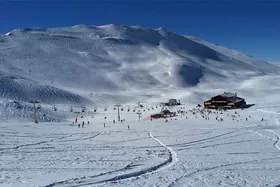 ویدئو| بارش برف در ایستگاه ۷ توچال