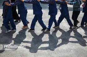 یک مدیر مدرسه در تهران برکنار شد