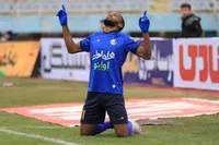 یامگا: نوتیس نداده‌ام! + عکس