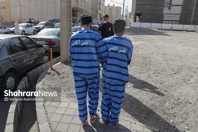 دستگیری باند موبایل قاپی در مشهد