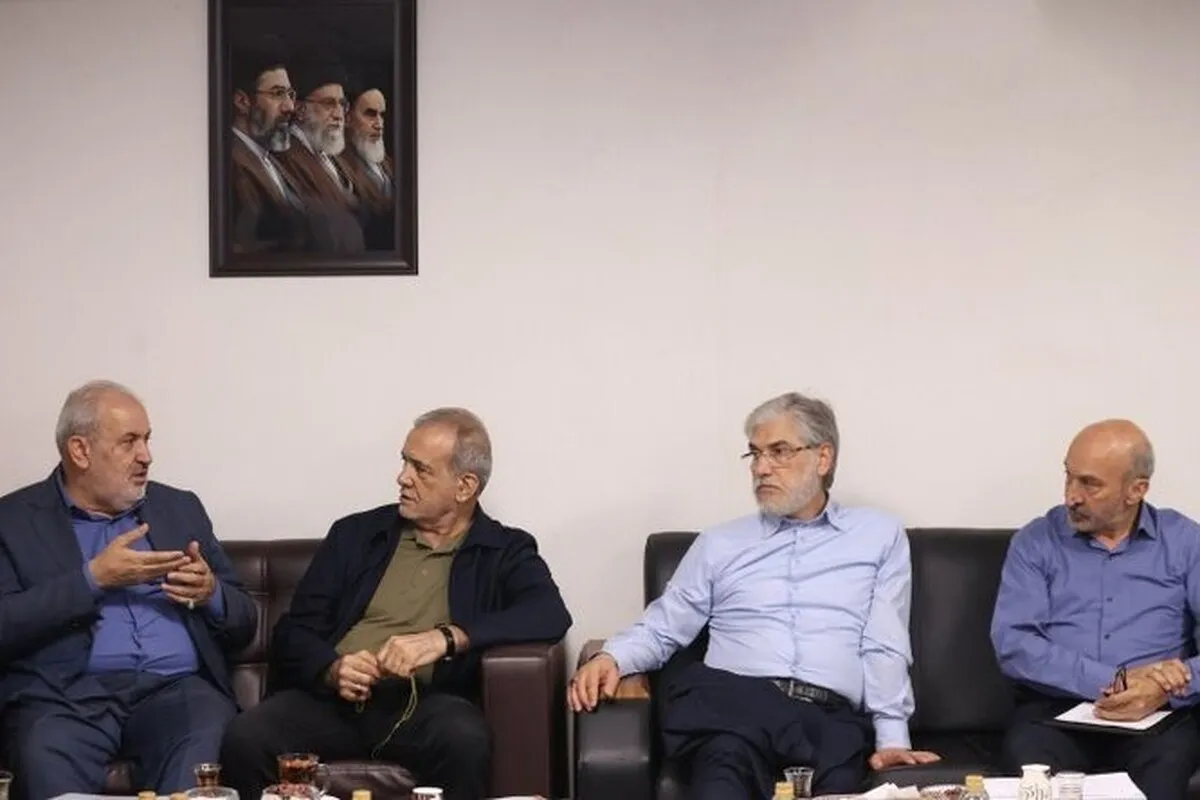 با دستور پزشکیان احکام اجرایی ۳۲ راهبرد مدیریت بحران آب به دستگاه‌های مسئول ابلاغ شد