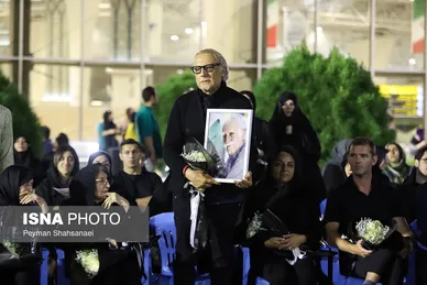 عکس‌هایی از ورود پیکر استاد محمود فرشچیان به کشور