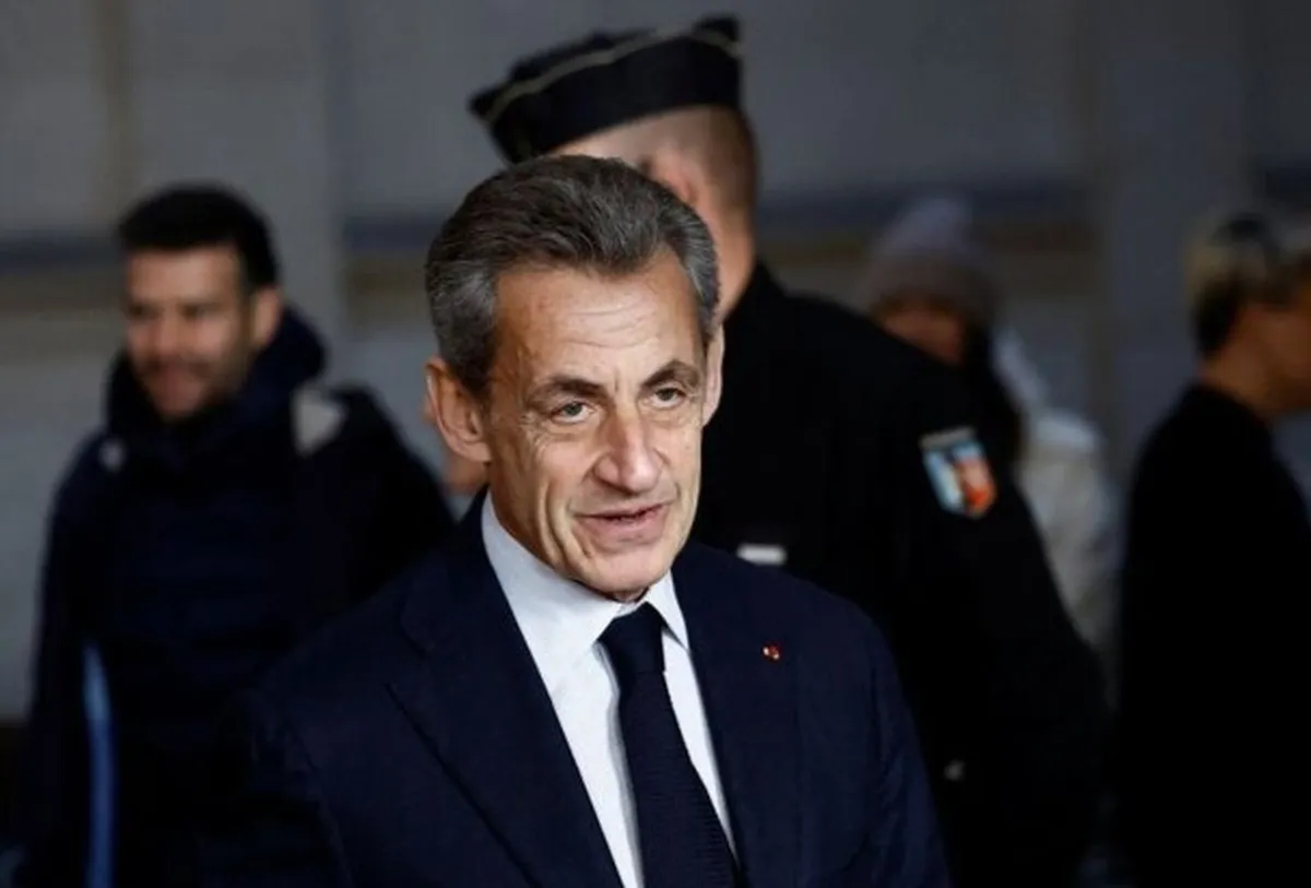 سارکوزی از زندان آزاد شد