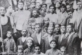 درباره حسینیه شمشیرگر&zwnj;ها مشهد که پس از ۱۱۵ سال همچنان چراغ روضه اش روشن است