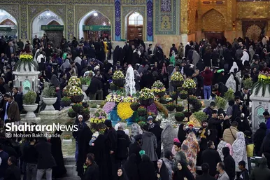 حال و هوای حرم مطهر رضوی در شب نیمه شعبان