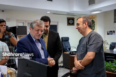 حضور شهردار مشهد در موسسه شهرآرا به مناسبت روز خبرنگار