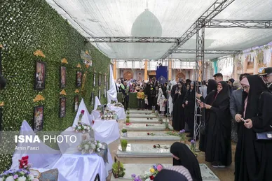 لحظه تحویل سال ۱۴۰۳ در حرم حضرت شاهچراغ (ع)