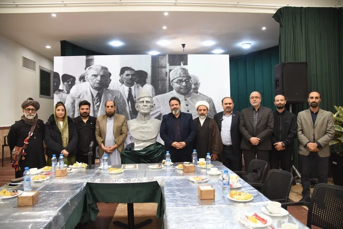 رونمایی از سردیس محمدعلی جناح با حضور فعالان رسانه و هنر پاکستانی