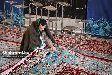 آیین معنوی اعتکاف در حرم امام رضا (ع)