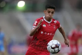 ستاره پرسپولیس به شایعات جدایی&zwnj;اش پایان داد
