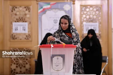 عکس‌هایی از مرحله دوم انتخابات چهاردهمین دوره ریاست‌جمهوری در مشهد (۱)