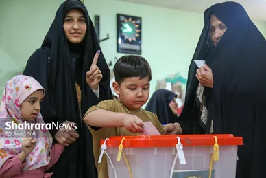 عکس‌هایی از مرحله دوم انتخابات چهاردهمین دوره ریاست‌جمهوری در مشهد (۲)