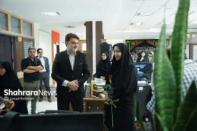 بازدید جمعی از مسئولین شهری و استانی مشهدمقدس از موسسه فرهنگی شهرآرا (۴) (۱۷ مرداد ۱۴۰۳)