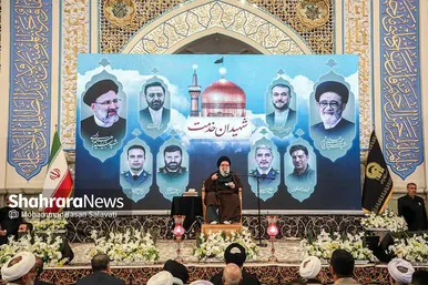 مراسم بزرگداشت شهدای خدمت در حرم مطهر رضوی
