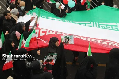 گزارش تصویری حضور باشکوه مردم مشهد در راهپیمایی ۲۲ بهمن