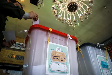 انتخابات «مجلس» و «خبرگان رهبری» در مشهد -2