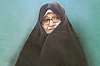 یادی از مرحوم مرضیه حدیدچی (دباغ) | بانوی آهنین سال‌های نبرد