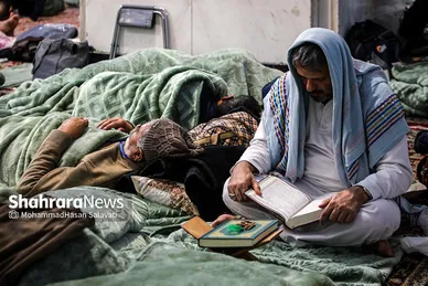 آیین معنوی اعتکاف در حرم امام رضا (ع)